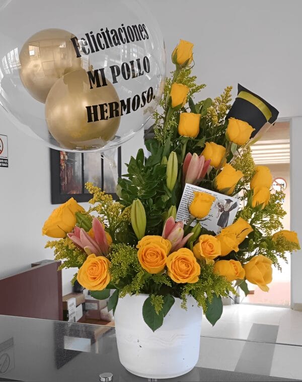 Cilindro para grado, rosas, lirios, globo personalizado y gorro R167